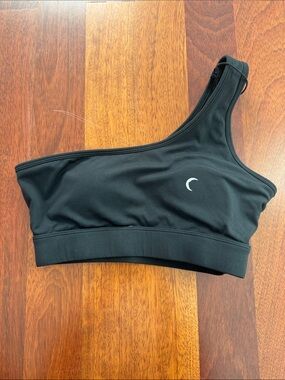 One-Shoulder Black Bra with Crescent Detail